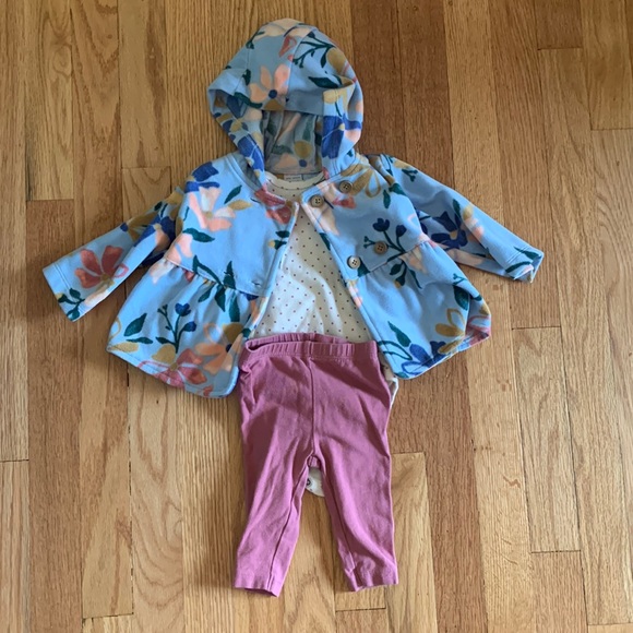 Flower 3 piece outfit - Picture 1 of 10